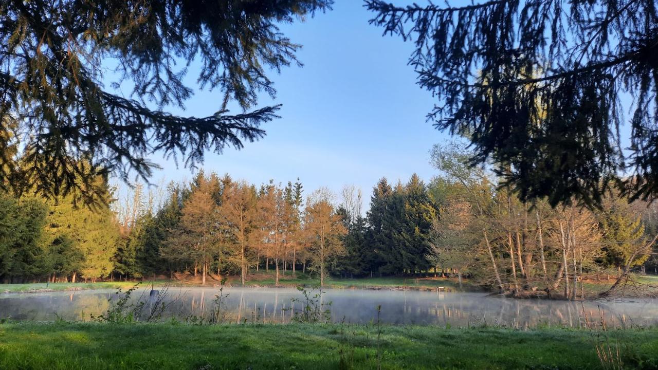 ホテルLe Moulin D'Harcy Lonny エクステリア 写真
